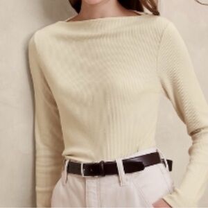 NWOT Banana Republic Cream Plisse Boat Straight Neck Long Sleeve Top Womens L